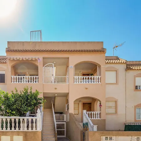 2 Bedroom Lovely In *