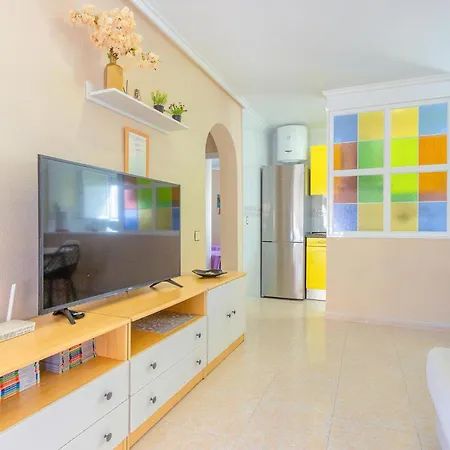 Appartement In With 3 Bedrooms, Wifi&outdoor Swimming Pool Torrevieja
